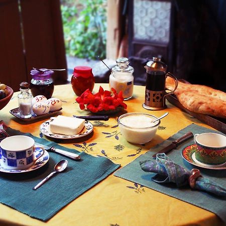 Guesthouse Nora Ушґулі Екстер'єр фото