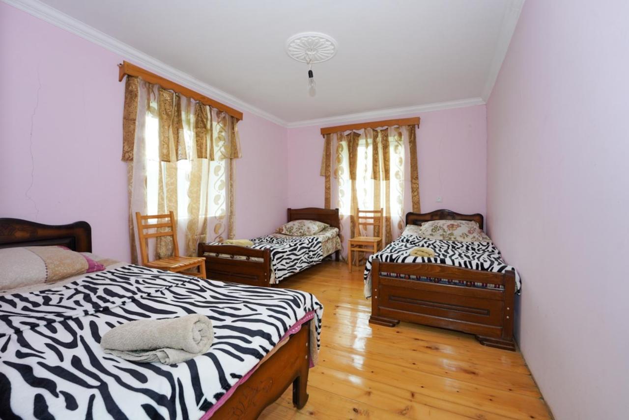 Guesthouse Nora Ушґулі Екстер'єр фото