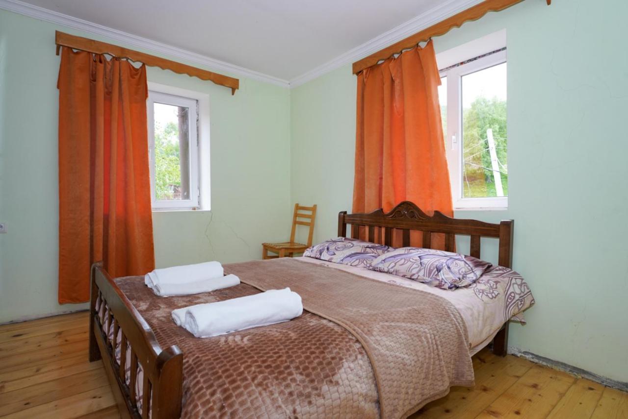 Guesthouse Nora Ушґулі Екстер'єр фото